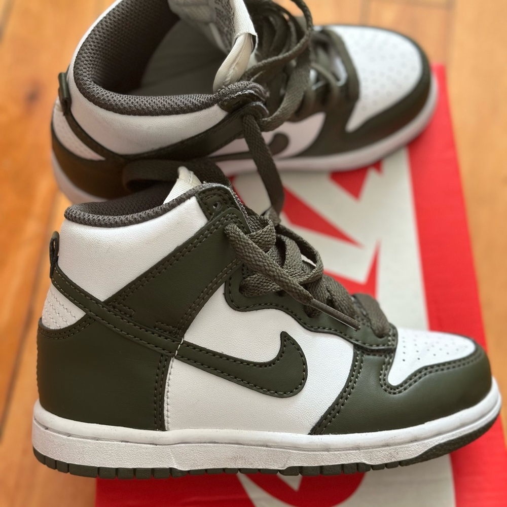 Nike Kids High-Top Dunks - White and Dark Green